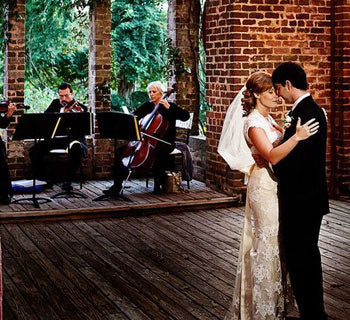 How to Choose Wedding Songs