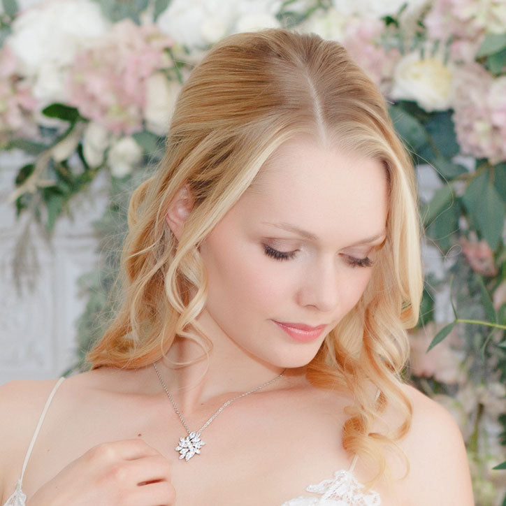 Crystal wedding necklace collection
