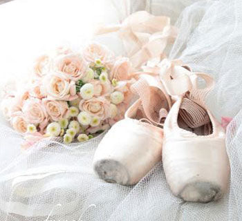 At The Ballet: The Most Graceful Wedding Theme Ever