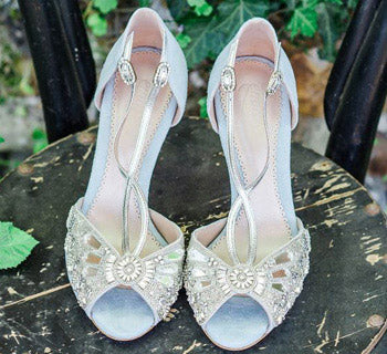 Something Blue Wedding Ideas with a Hint of Silver