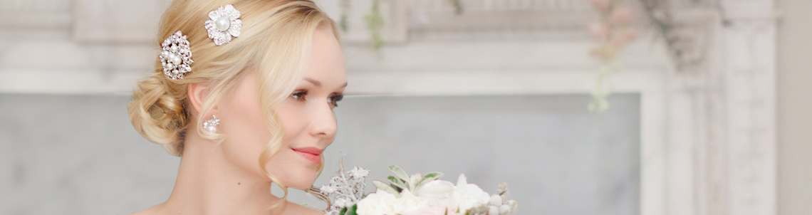 Pearl Wedding Hair Slides