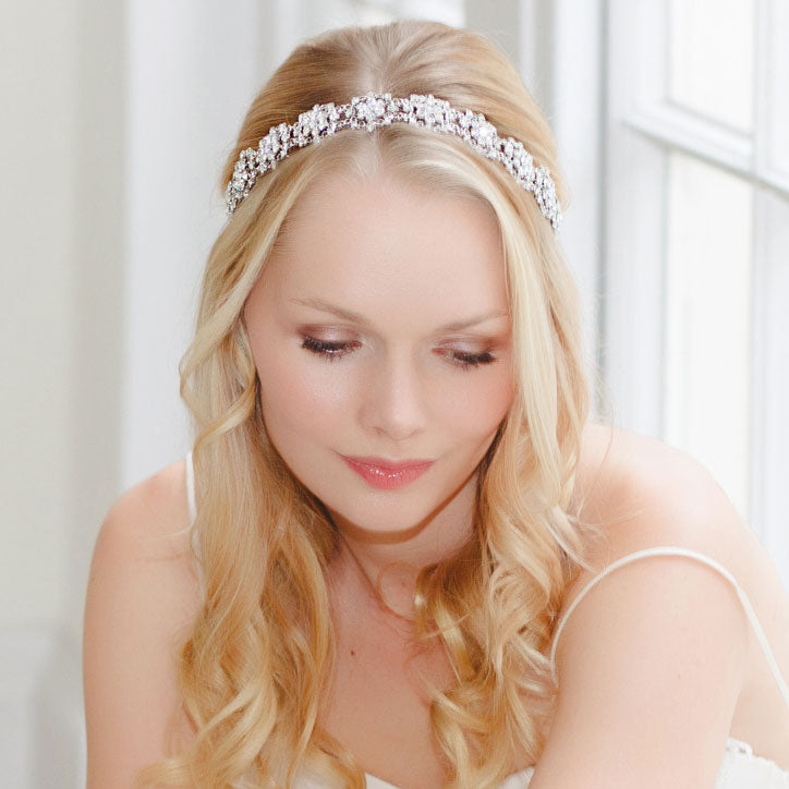 Forehead and crystal hair bands for brides