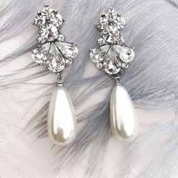 Trending This Week: Pearl Heiress Earrings