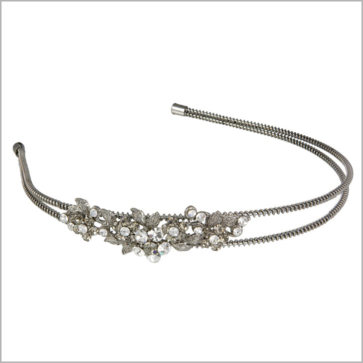 Timeless collection of vintage headbands for brides