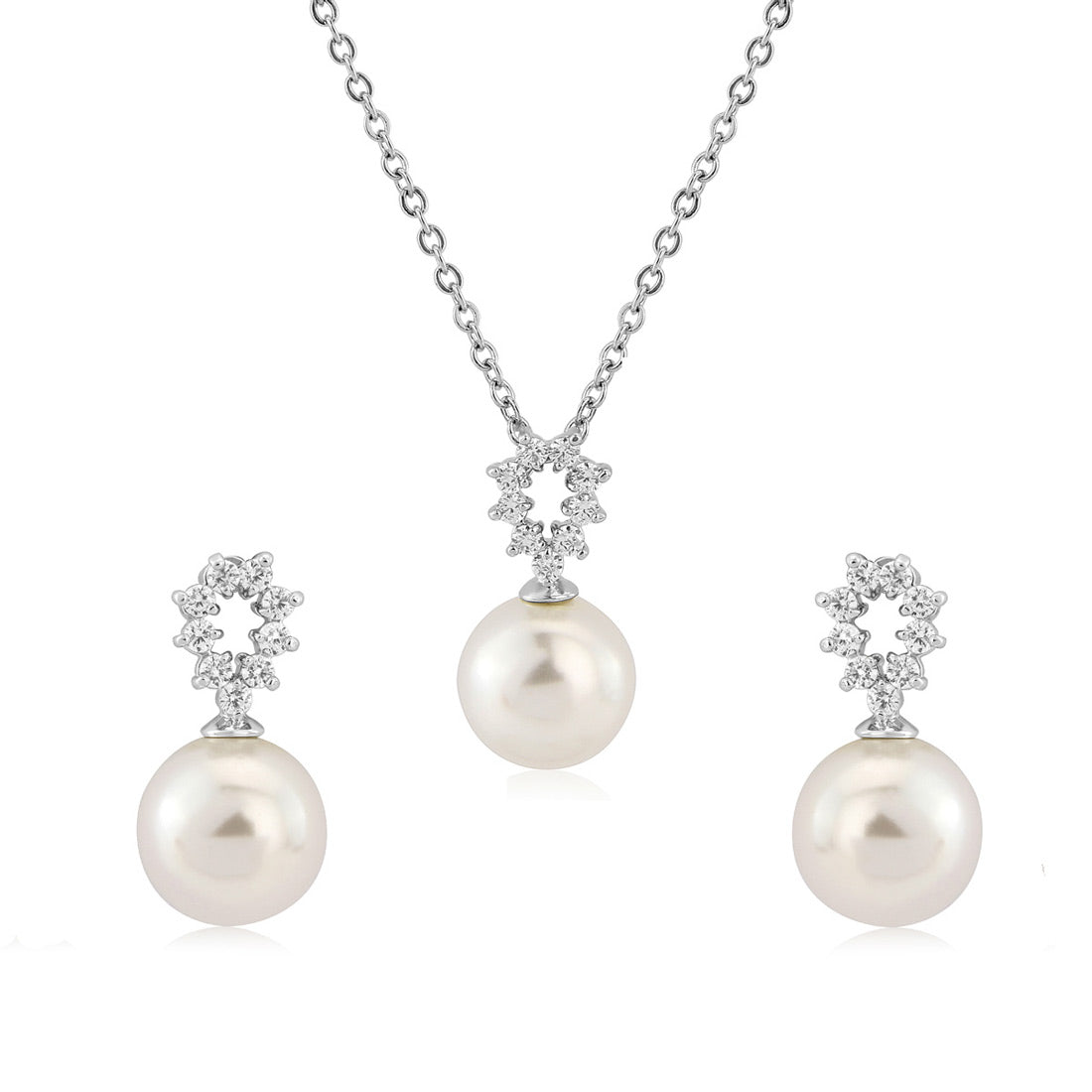 Timeless Pearl Jewellery Set with Small Drop Earrings and Pendant
